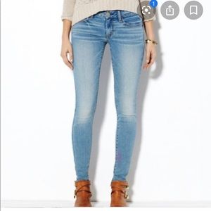 AEO super stretch light wash denim jeans